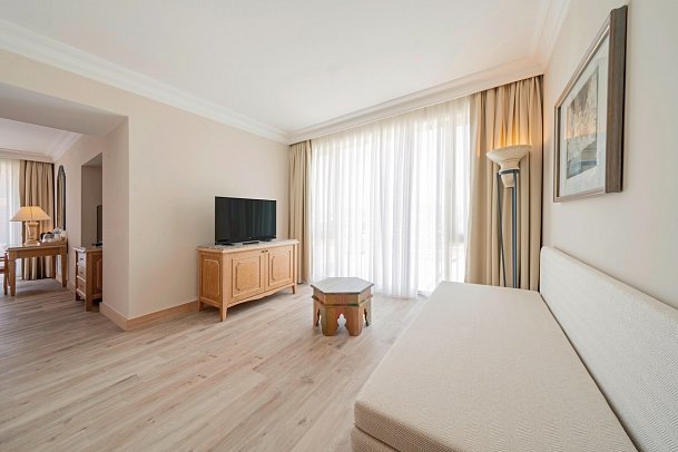 The Norm Oriental Kemer - Wohnbeispiel Juniorsuite Landblick (Zimmercodierungen JBL & JBM)