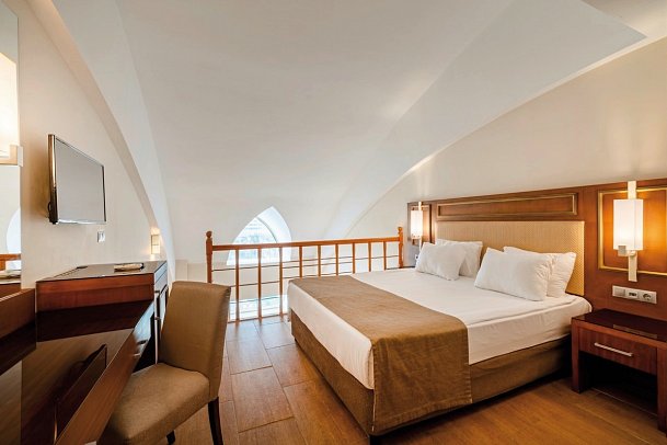 Crystal Prestige Pearl Collection - Wohnbeispiel Maisonette (Zimmercodierungen MBL & MB1)