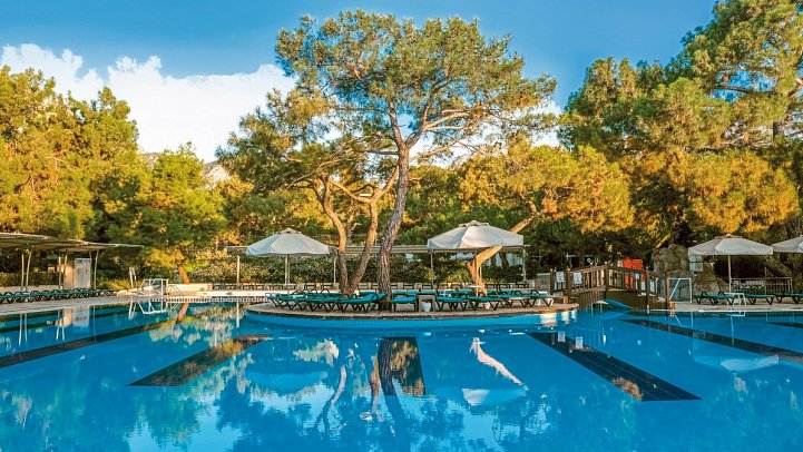 Crystal Prestige Pearl Collection