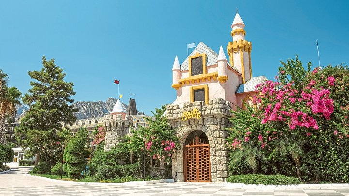 Crystal Prestige Pearl Collection