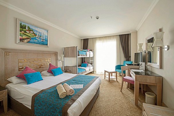 Crystal De Luxe Comfort Collection - Wohnbeispile Doppelzimmer Standard mit Etagenbett (Zimmercodierung DB1)