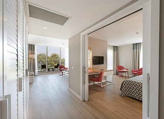 Akra Kemer - Wohnbeispiel Suite Deluxe mit Jacuzzi (Zimmercodierung WD1)