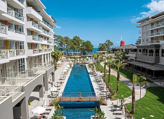 Akra Kemer