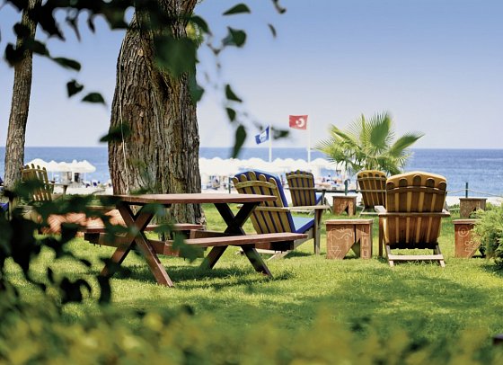 Akra Kemer