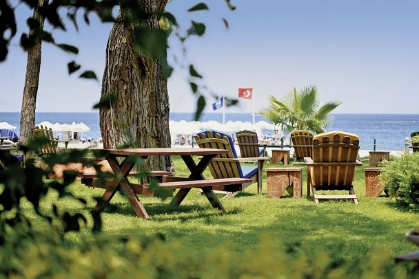 Akra Kemer