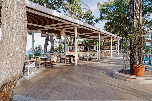 Akra Kemer
