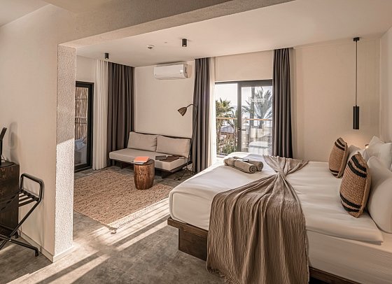 Balmy Beach Resort Kemer - Wohnbeispiel Suite Deluxe Meerblick (Zimmercodierung WDM)