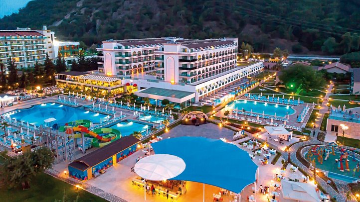 Dosinia Luxury Resort