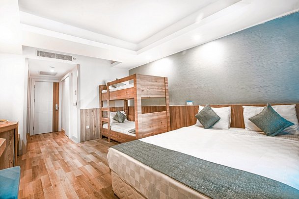Dosinia Luxury Resort - Wohnbeispiel Doppelzimmer mit Etagenbett (Zimmercodierungen DB2 & DB3)