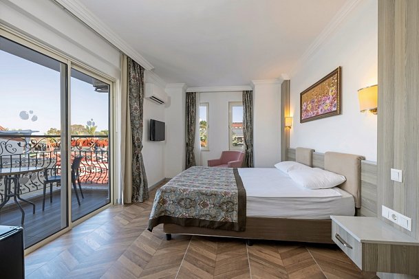 Crystal Aura Aqua Collection - Wohnbeispiel Familienzimmer mit Etagenbett (Zimmercodierung FB4)