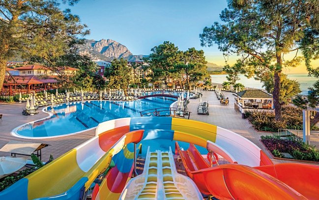 Crystal Aura Aqua Collection