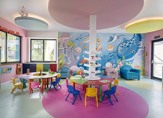 Sailor's Beach Club