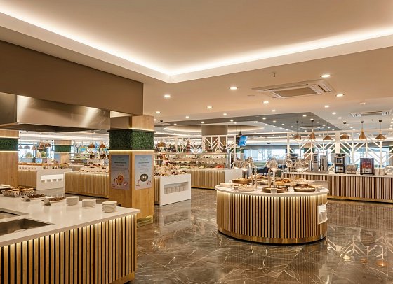 Sailor's Beach Club