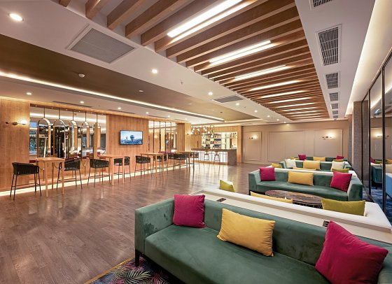 Sailor's Beach Club