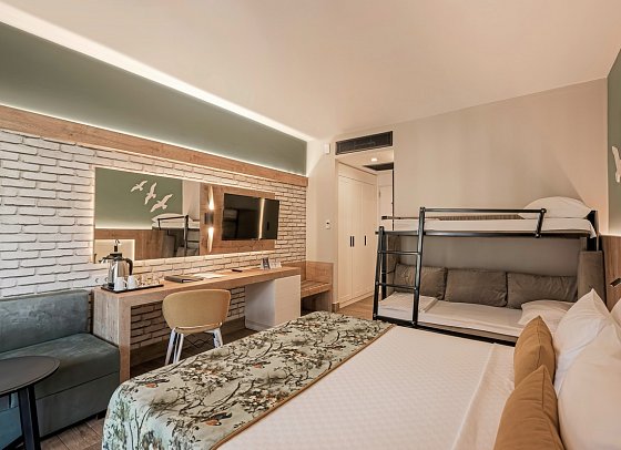 Sailor's Beach Club - Wohnbeispiel Familienzimmer mit Etagenbett (Zimmercodierung FB1)
