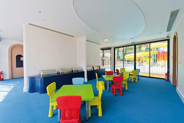 Seven Seas Hotel Life