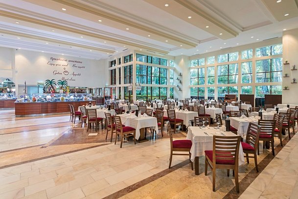 Seven Seas Hotel Life