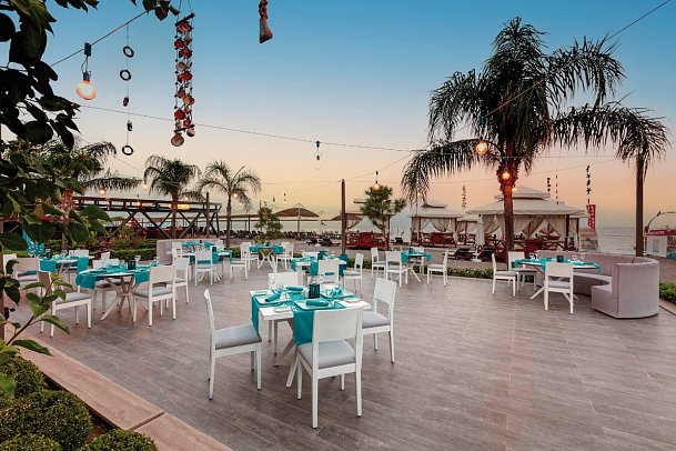 Seven Seas Hotel Life