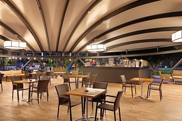 Seven Seas Hotel Life