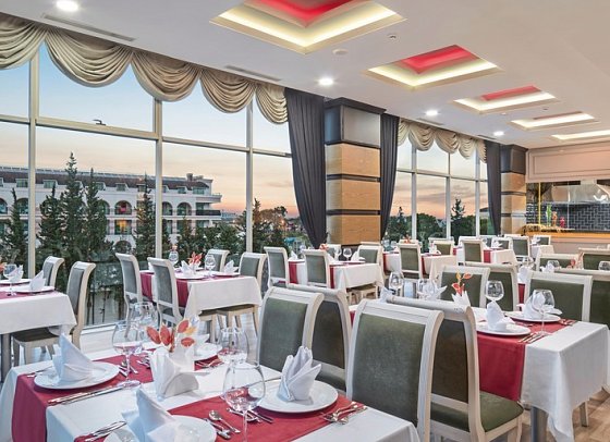 Grand Ring Hotel