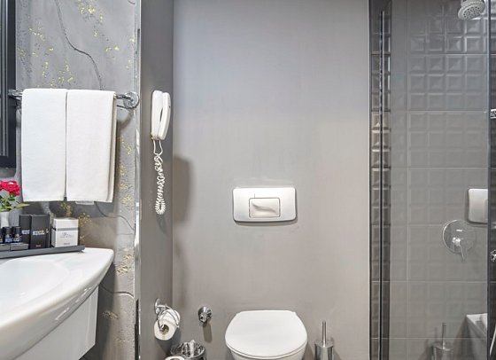 Grand Ring Hotel - Wohnbeispiel Doppelzimmer Landblick (Zimmercodierungen DBL & DCL)