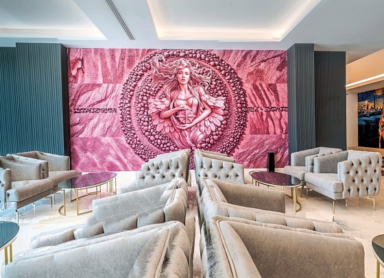 Granada Luxury Red