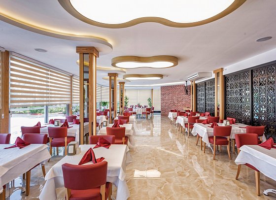 Saphir Hotel & Villas