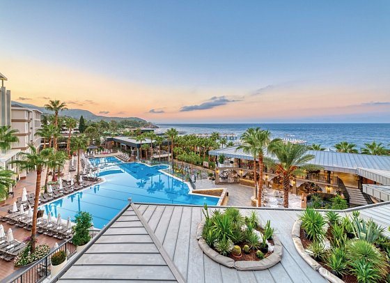 Seven Seas Palmeras Bay