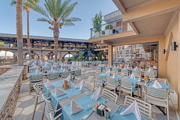 Seven Seas Palmeras Bay