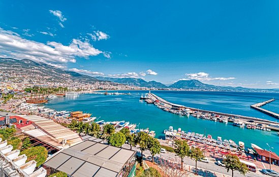 Numa Port Hotel