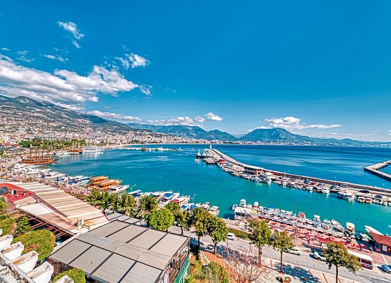 Numa Port Hotel