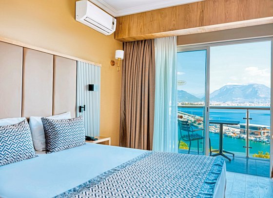 Numa Port Hotel - Wohnbeispiel Doppelzimmer Meerblick (Zimmercodierungen DBM & DCM)