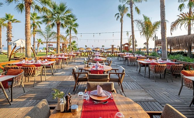 Serenity Queen Hotel