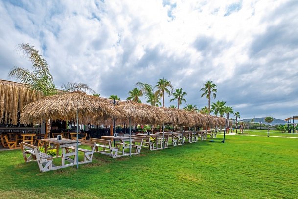 Serenity Queen Hotel