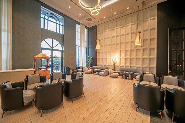 Serenity Queen Hotel