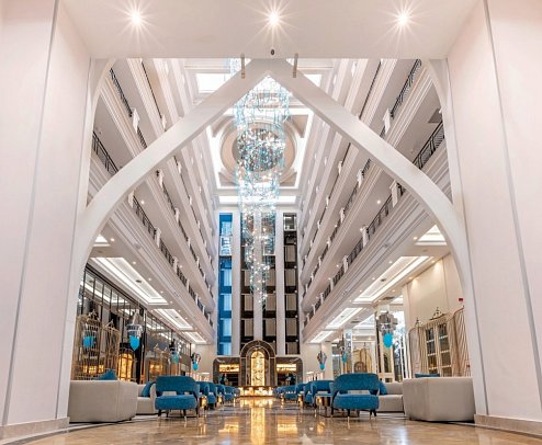 Serenity Queen Hotel