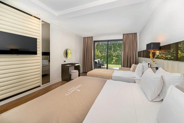 Serenity Queen Hotel - Wohnbeispiel Doppelzimmer Deluxe Gartenblick (Zimmercodierungen DDG & DC3)