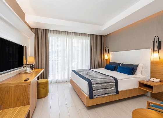 Sidera Kirman Premium - Wohnbeispiel Familienzimmer mit Verbindungstür (Zimmercodierung FV1)