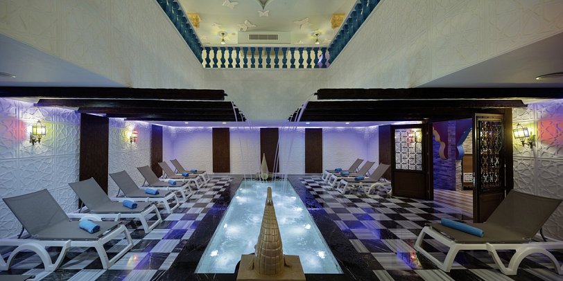 Granada Luxury Okurcalar Hotel