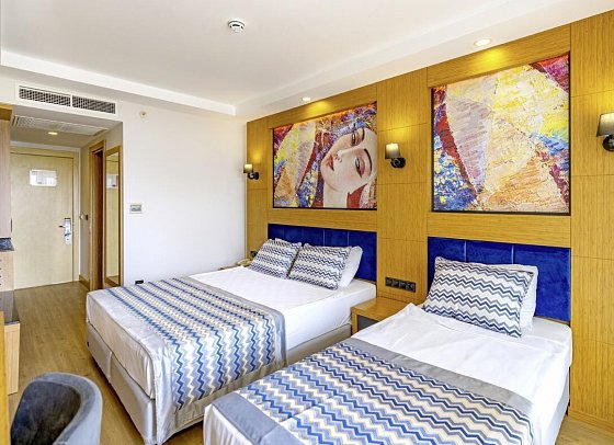 Sealife Buket Resort & Beach - Wohnbeispiel Doppelzimmer seitl. Meerblick (Zimmercodierungen DBN & DCN)