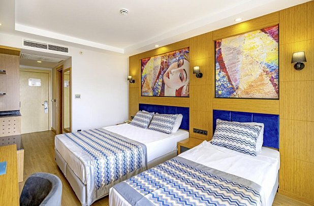 Sealife Buket Resort & Beach - Wohnbeispiel Doppelzimmer seitl. Meerblick (Zimmercodierungen DBN & DCN)