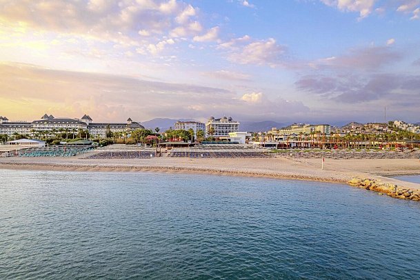 Caretta Beach Hotel