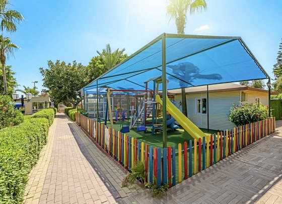 Caretta Beach Hotel