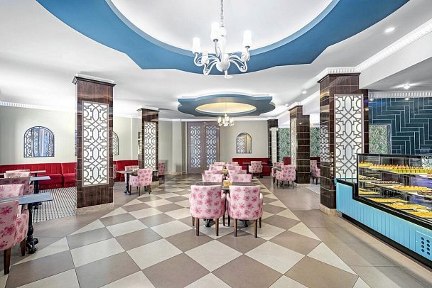 Caretta Beach Hotel