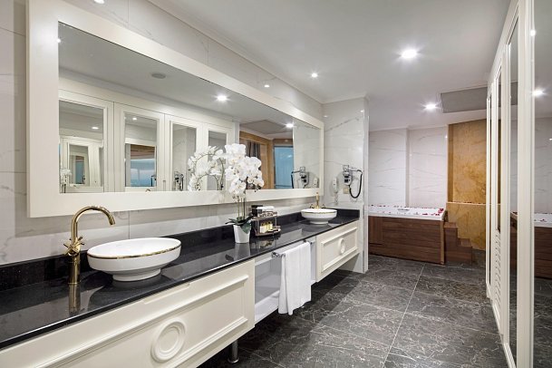 Granada Luxury Beach - Beispiel Bad Suite (Zimmercodierung WB1)