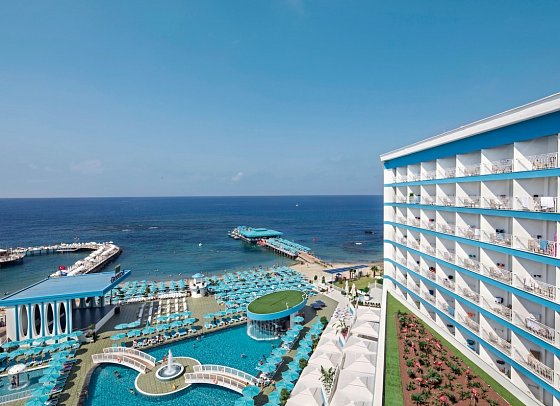 Granada Luxury Beach