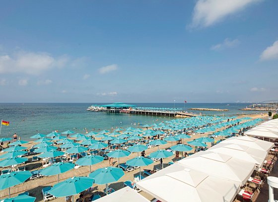 Granada Luxury Beach