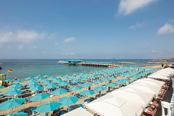 Granada Luxury Beach