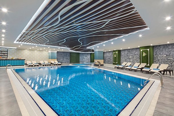 Granada Luxury Beach