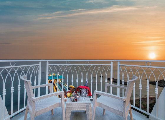 Granada Luxury Beach - Beispiel Balkon Suite (Zimmercodierung WB1)
